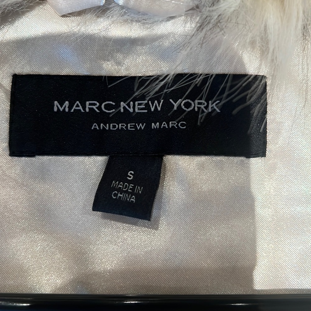 Brand new! Satin lined Faux fur vest. Size small